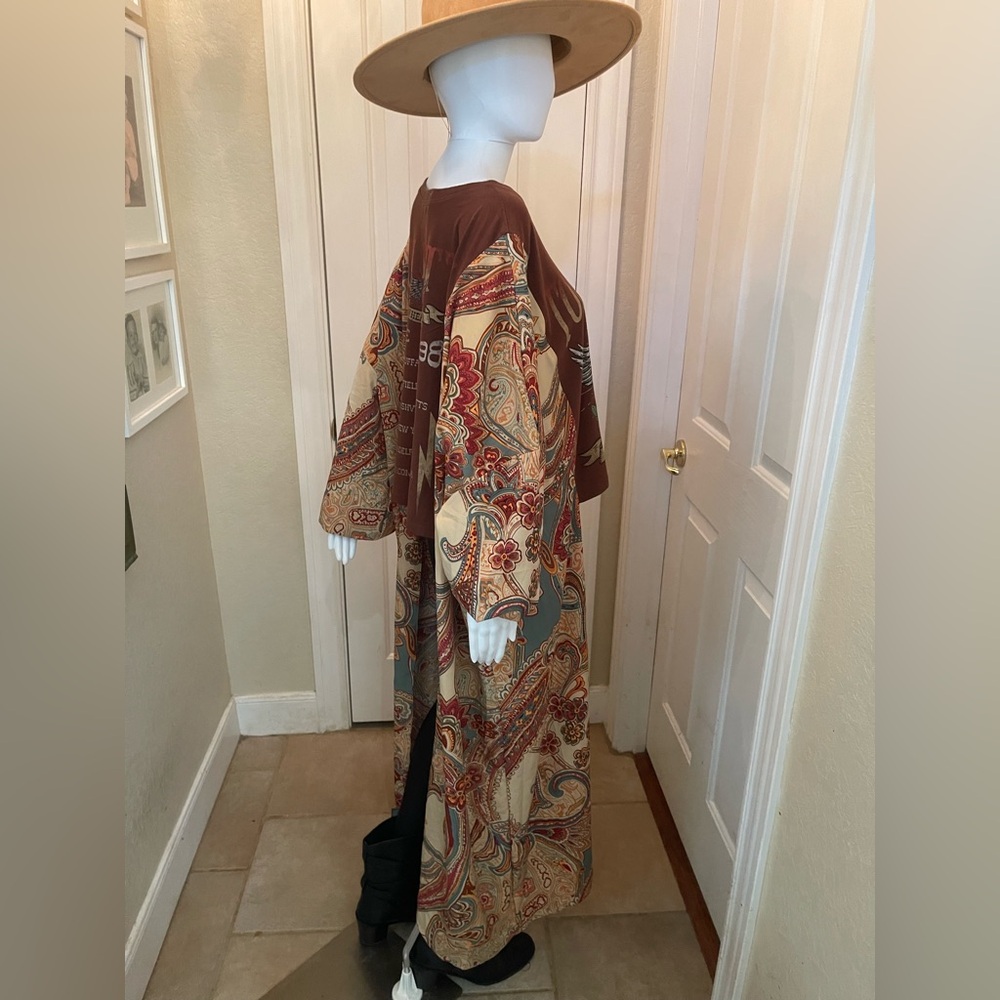 One of a kind custom poncho style top featuring Tom Petty and the Heartbreakers - Picture 6 of 6